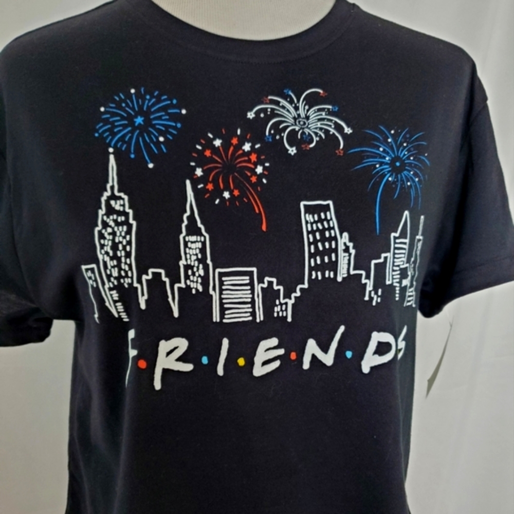 Friends black graphic tee t-shirt
